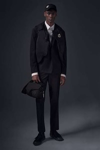 Meditation-Themed Spring Fashion Image 2