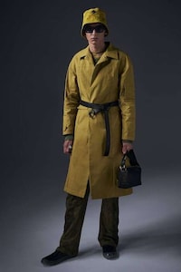 Meditation-Themed Spring Fashion Image 6
