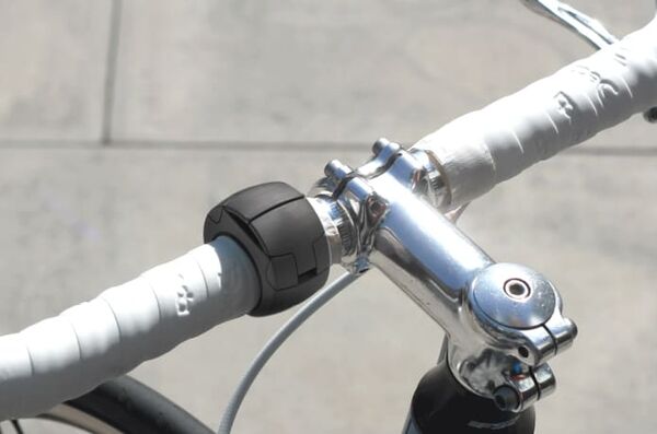 Discreet Cyclist Smartphone Holders Image 2