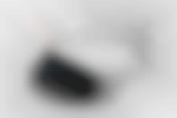Uniformly Distributed Multimedia Headsets