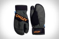 Retro-Style Sportswear Image 2