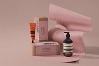 Literature-Themed Aromatic Gift Kits Image 3