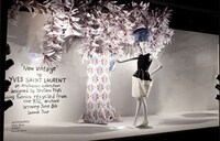 High Fashion Vintage Lines Image 2