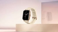 Stylish Bezel-Free Smartwatches Image 3