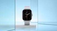 Stylish Bezel-Free Smartwatches Image 4