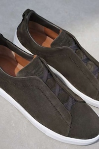 Suit-Inspired Modern Sneakers Image 3