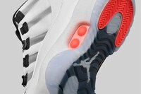 Self-Lacing Basketball Shoes Image 4