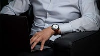 E-Ink Display Smartwatches Image 3