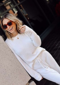 Comfort-Focused Elevated Loungewear Image 5