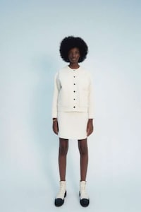 Simplistic Spring Fashion Capsules Image 3