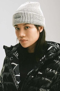Ultra-Cozy Holiday Collections Image 6