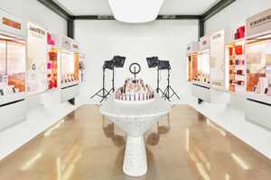 Livestreaming Beauty Stores