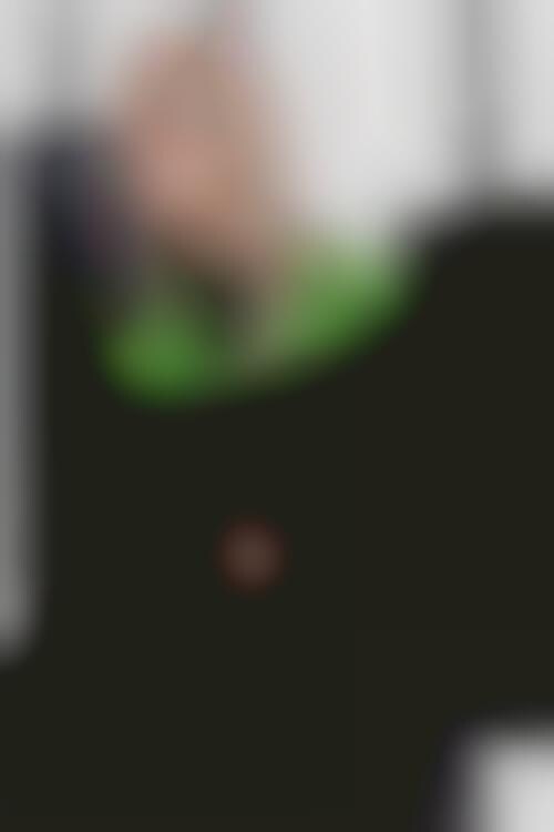 Behaviour-Tracking Custom Apparel