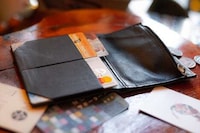 Strategic Minimalist Layout Wallets Image 3