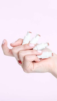 Skincare Delivery Devices Image 3