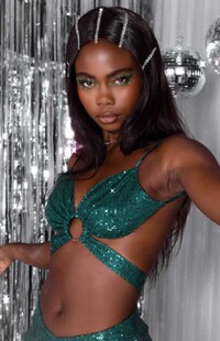 Teen Drama-Themed Dress Capsules Image 6