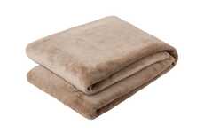 Minimalist Heat-Retaining Blankets