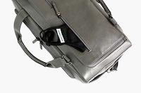Structured Weekender Luggage Designs Image 5