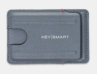Trackable Well-Organized Wallets Image 6
