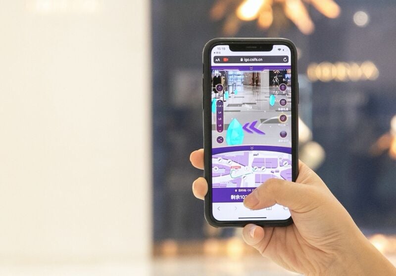 Mixed-Reality Shopping Navigators