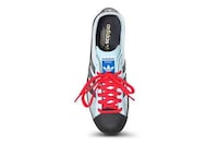 Starry-Themed Sneaker Colorways Image 2