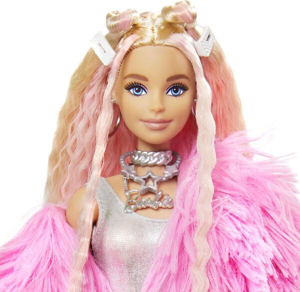 Magical Pet-Paired Barbies : Barbie Extra1