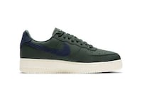 Winter-Ready Low Cut Footwear Image 3