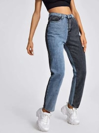 Two-Toned Straight Leg Jeans Image 4