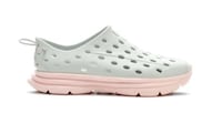 Sugarcane-Made Recovery Footwear Image 4