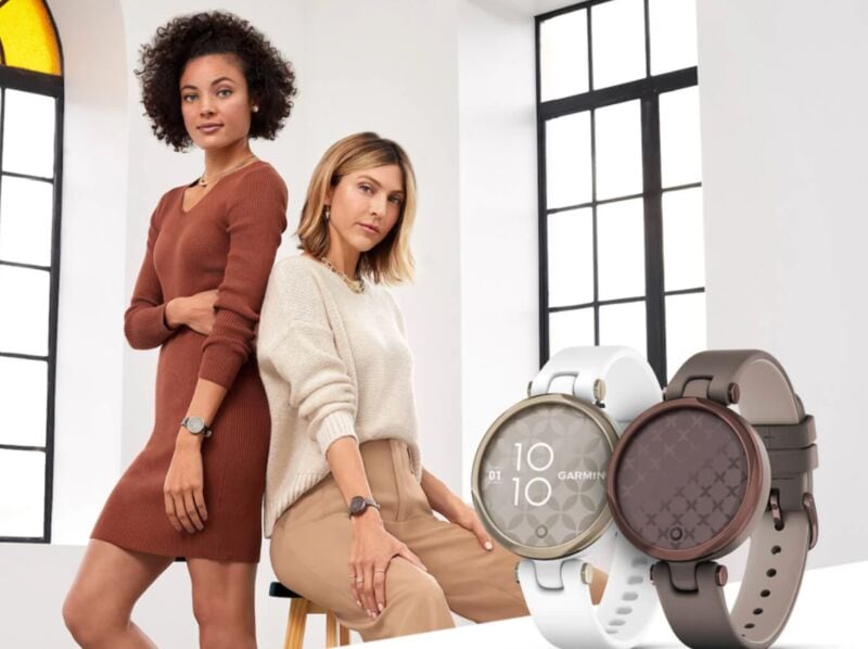 Daintily Designed Smartwatches