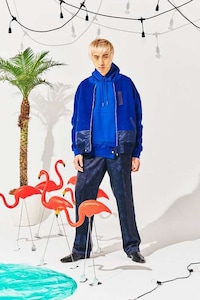 Japanese City Pop-Themed Apparel Image 3