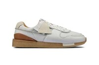 Summer-Ready Sporty Archival Footwear Image 3
