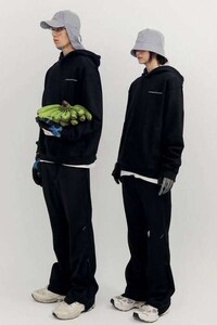 Form-Challenging Fall Apparel Image 4
