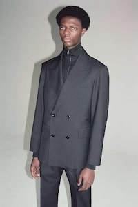 Brooklyn-Themed Rugged Fall Fashion Image 4