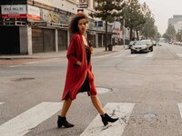 Multifunctional Convertible Outerwear Image 2