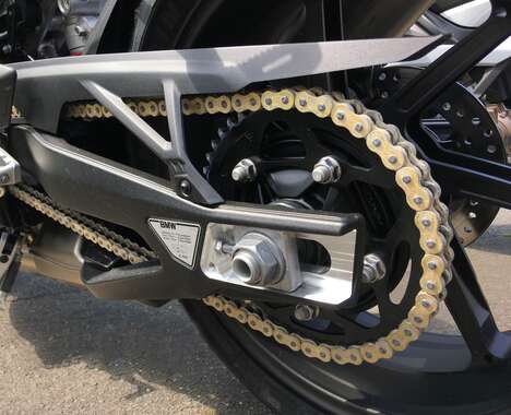 Hyper-Endurant Motorbike Chains
