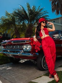 Co-Branded Influencer Apparel Image 4
