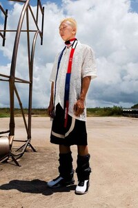 American Dream-Themed Fashion Image 5