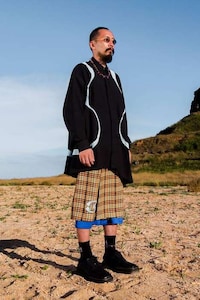 American Dream-Themed Fashion Image 7