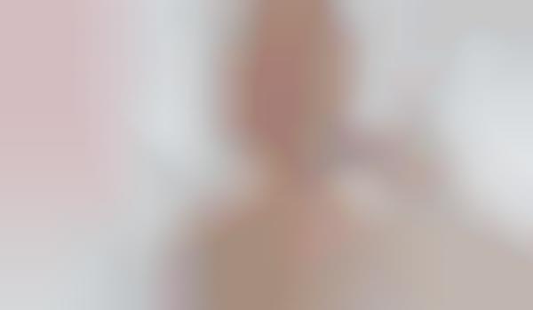 Electric Touchscreen Toothbrushes