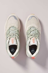 Minimal Tonal Chunky Sneakers Image 4