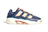 Retro Tonal Paneling Sneakers Image 5