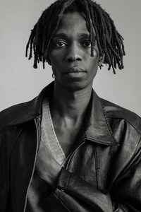 Seasonal Transition Essential Menswear Image 6