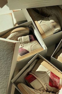 Premium Distressed Sneaker Designs Image 4