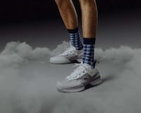 High-Performance Tennis Shoes Image 8