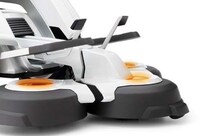 Luxury Lawnmowers Image 5