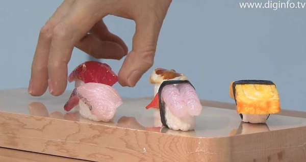 Sushi-Making Robots Image 2