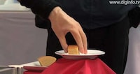 Sushi-Making Robots Image 7