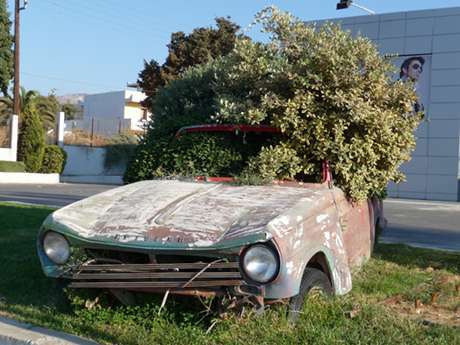 20 New Uses for Old Cars
