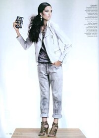Rolled-Up Boyfriend Jeans Image 7